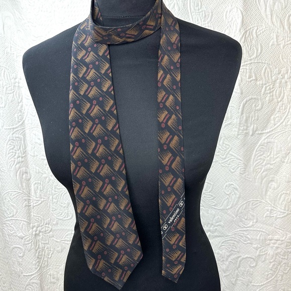 Valentino Cravatte Vintage 80s Silk Geometric Tie - Picture 3 of 13